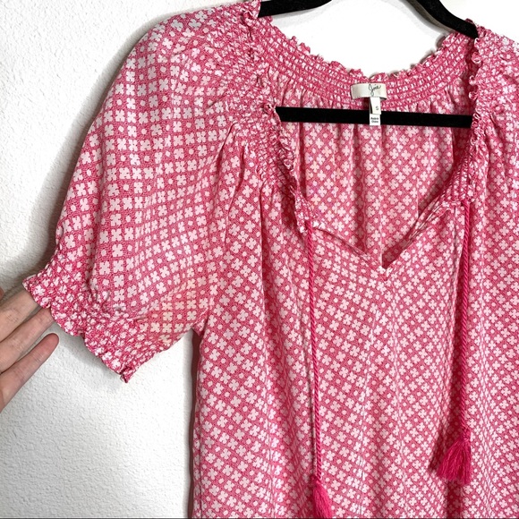 Joie Pink Patterned 100% Silk Peasant Style Top - Picture 5 of 7